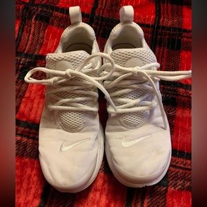 White Nike presto shoes